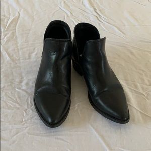 Steve Madden Austin Booties